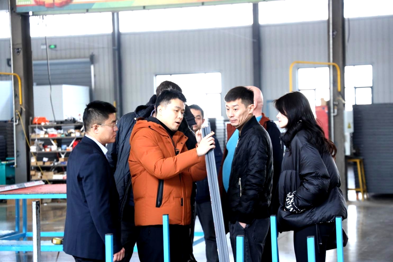 俄羅斯別爾哥羅德州州長顧問團蒞臨康潤門窗開展二次考察